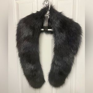 BANANA REPUBLIC FAUX FUR SCARF